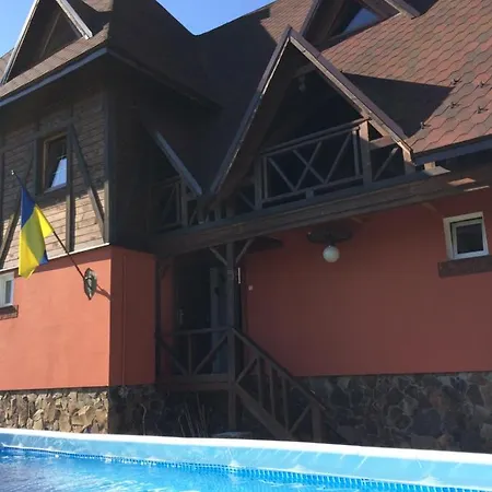 12 Місяців — Підгори Penzion